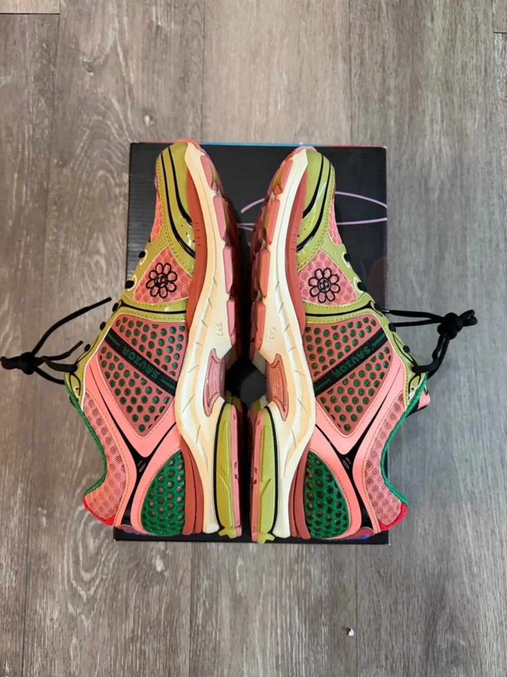 Jae Tips x Saucony ProGrid Triumph 4 Flowers Pack Virginia Creeper - Picture 6 of 11